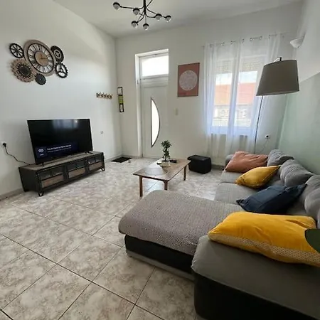 - Maison 4 Et Cour 아파트